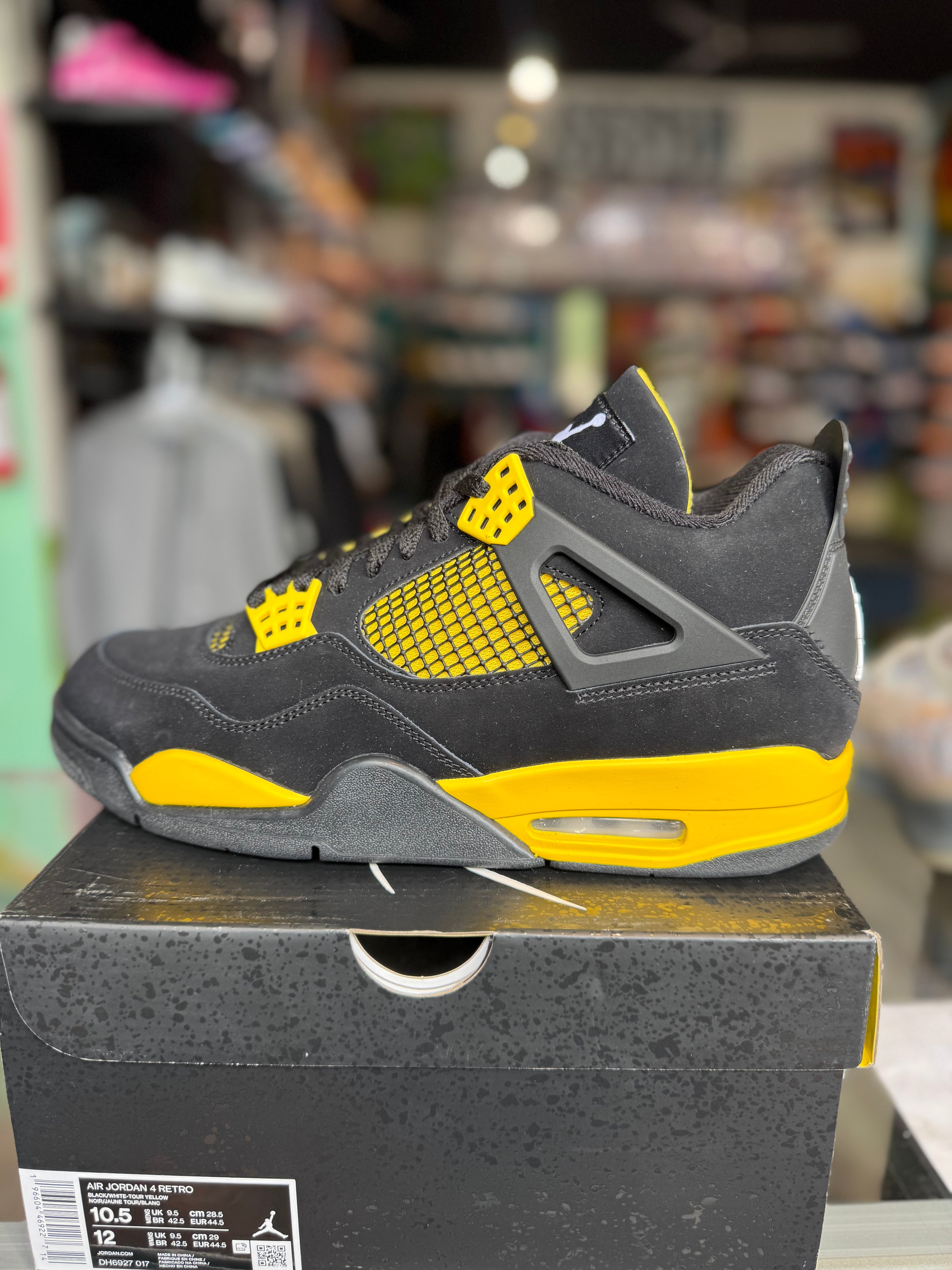 Jordan 4 yellow thunder