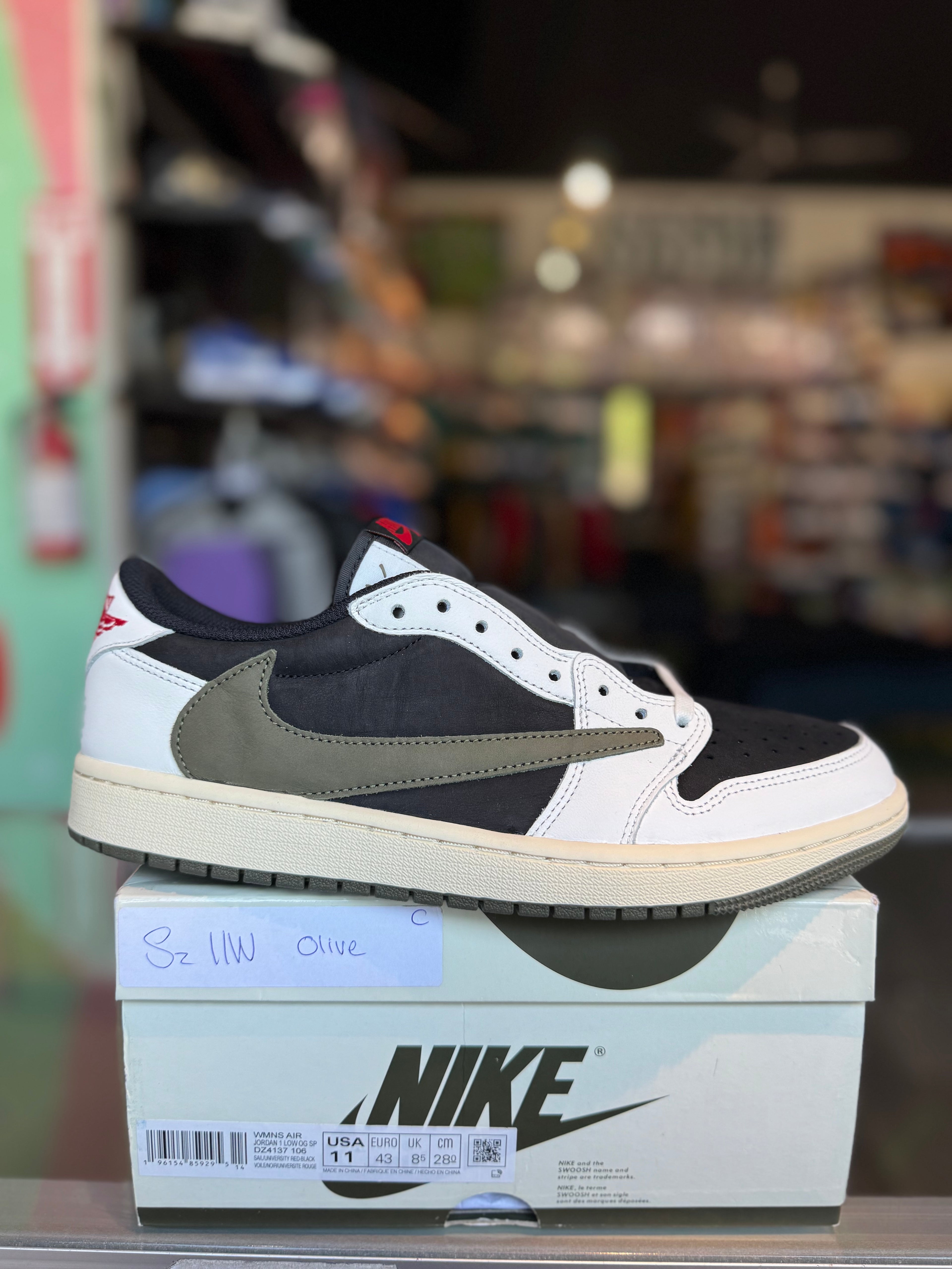 Jordan 1 low Travis Scott olive W