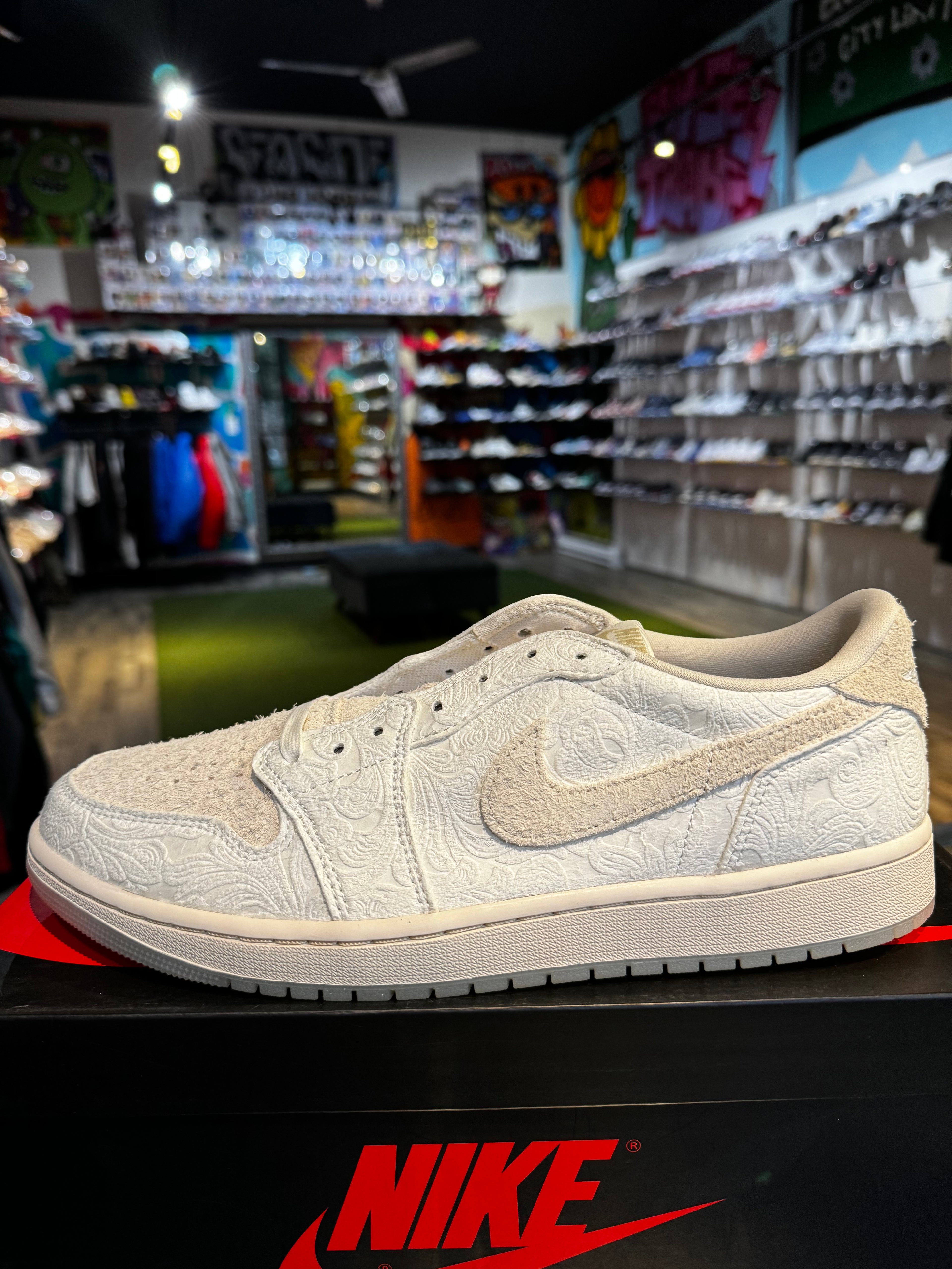 Jordan 1 low CP3
